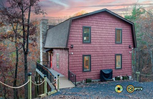 Basye Ski Chalet | 324 Brian Drive: The Swirling Bird