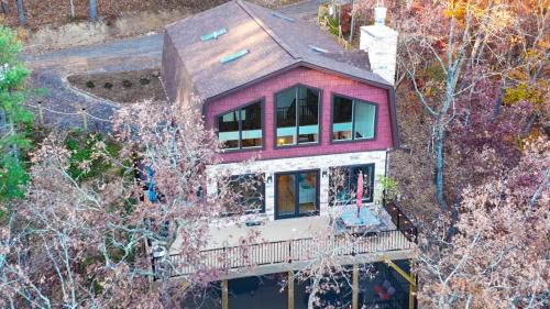 Basye Ski Chalet | 324 Brian Drive: The Swirling Bird