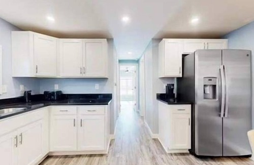 Frankford House | 37259 Alabama Dr