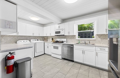 North Andrews Gardens House | 3BR Mini Oasis w/Pool, Game Lounge & Near Beaches