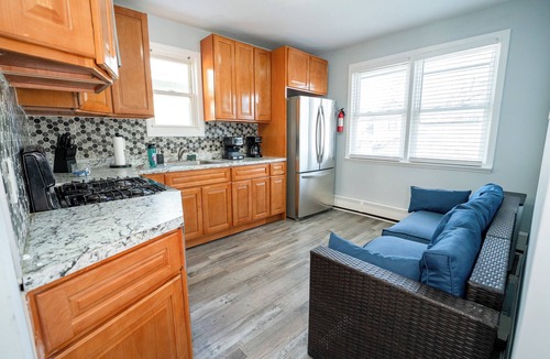 North Bergen House | 3BR Near NYC-Minutes from Cup World Stadium