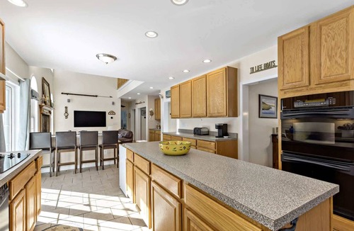 South Chatham House | 3BR Retreat Near Forest Beach & the Cape Cod Rail Trail