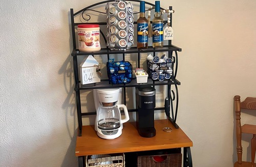 Edray Condo | 3BR Summit Retreat, Short Walk to Village & Slopes