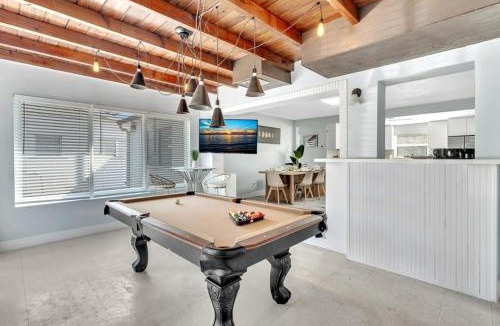 Fort Lauderdale House | 3br Villa W Fire Pit By Hard Rock Hotel & Casino