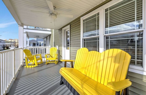 North End Condo | 3rd st Beauty w/elevator- sheets & towels incuded for a 7 plus night stay.