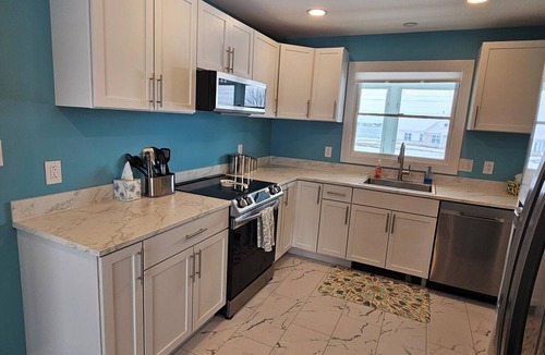 Frontenac House | 4-bedroom house in charming Clayton with river view