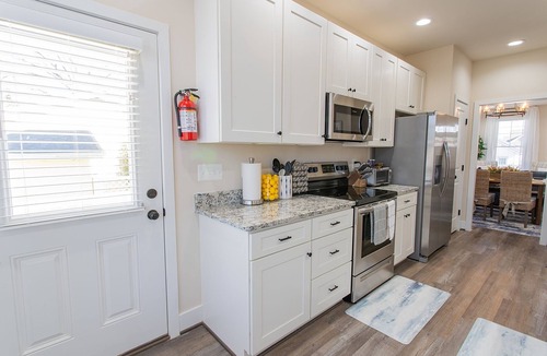 Issue House | 4-bedroom house in wonderful Colonial Beach