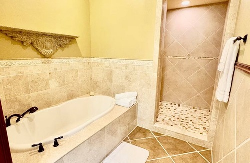 Columbia Falls Cabin | 4 Bedroom Lodge Close to Glacier, with Mountain Views and Hot Tub