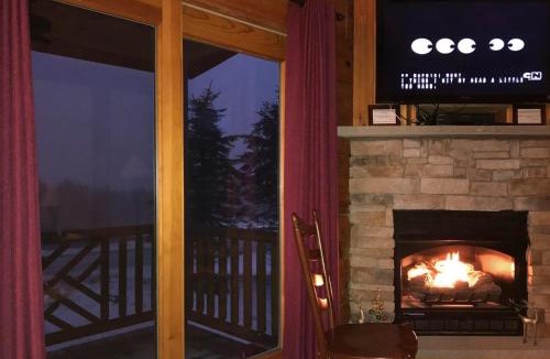 Edray House | 4 BR: Timbers #1 Stand alone Cabin