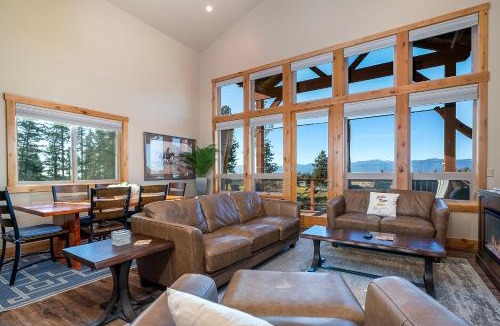 Bigfork Hotel | 4 king beds w ensuites Double the Living Space!