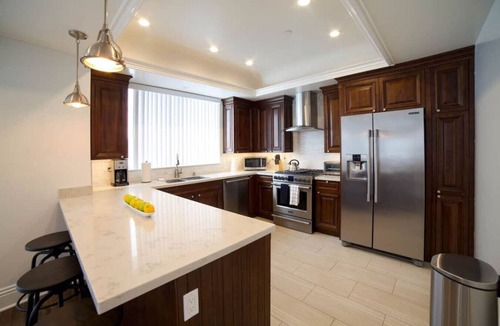 Pico - Robertson House | 4 Large Bedrooms | Prime LA Location