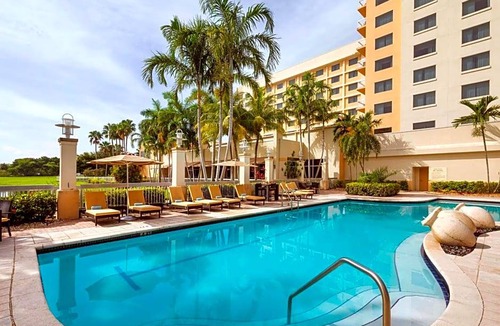 Plantation Hotel | 4-Star Hotel ∙ Renaissance Fort Lauderdale West Hotel