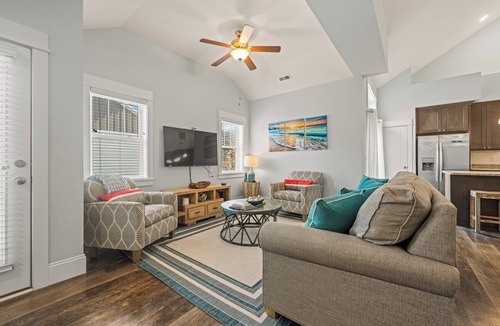 Corolla Light House | 4BR All Ensuite Baths + Bonus Living Area + Hot Tub + Pet-Friendly + Corolla Lt