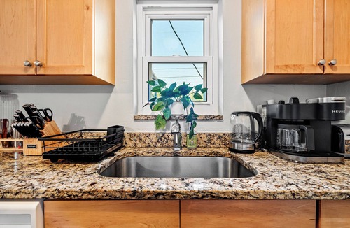 Westgate Villa | 4BR Bio Hackers Retreat - Sauna - Cold Plunge - Hot Tub - Pool - Down Town 5mins