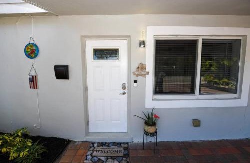 North Andrews Gardens House | 4BR Home, Hot Tub, Near Beach & Wilton Manors