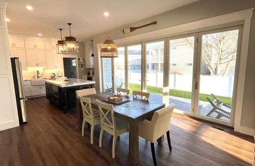 Cape May House | 4BR Sleeps 10 - Beautiful New Construction on Page Street!