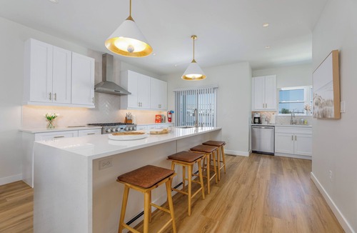 Wildwood House | 4BR Wildwood Townhouse w/Pools – Walk to Boardwalk