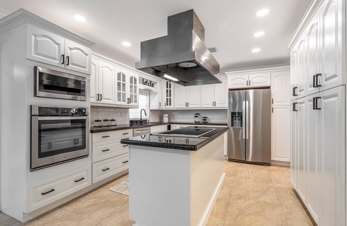 Highland Lakes House | 5-3 1/2 Aventura-Heated Pool-Gas Grill-Coverd Patio