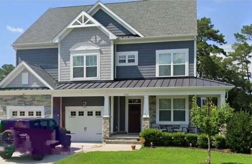Chesapeake House | 5-bedroom Home in Chesapeake w/Pool & Gym. Close to shopping and restaurants!