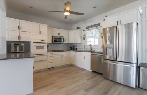 North Wildwood House | 5 Bedroom-Multi Family Beach House "Pet Friendly"