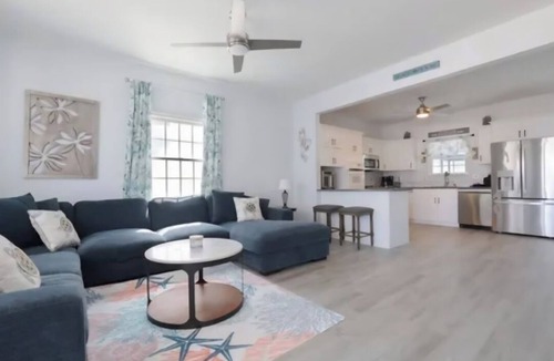 North Wildwood House | 5 Bedroom-Multi Family Beach House "Pet Friendly"