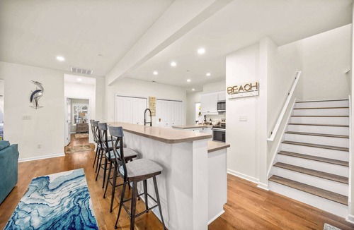 Ocean Pines Apartment | 5 BR Waterfront Retreat with Dock and Game Room