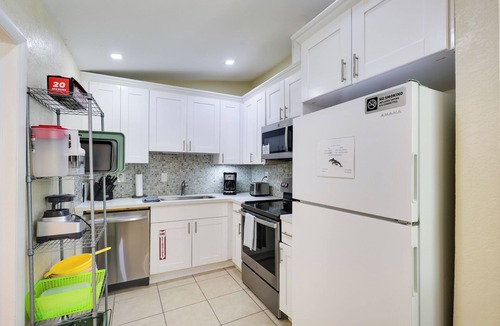 Central Fort Lauderdale House | 5 Mi to Beaches! Family Home in Fort Lauderdale