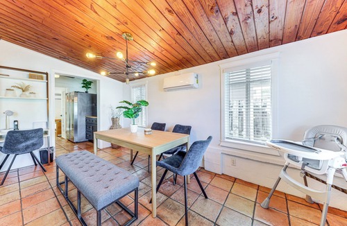 Edgewood Cottage | 5 Mi to Las Olas Beach! Bright Home w/Fenced Yard
