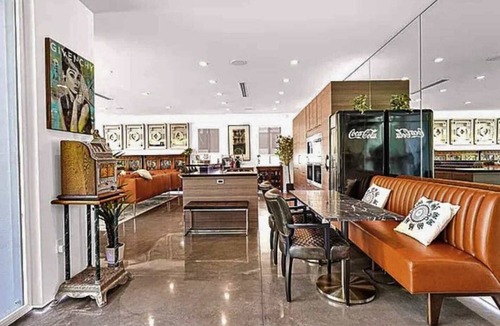 Colee Hammock House | 5BR Las Olas Villa w/Pool & Gym