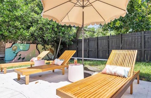North Miami Beach House | 5BR Villa with Heated Pool, Firepit and 10mins to Beach