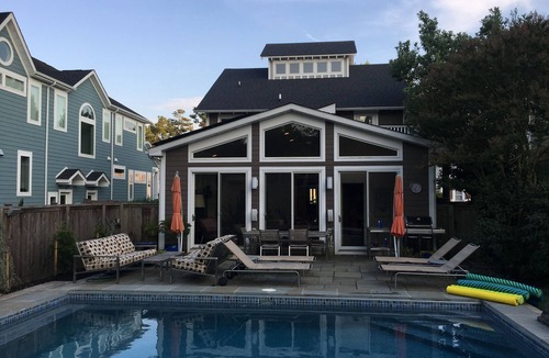 Country Club Estates House | 6 Bed/5 Bath with Pool - upgraded beds for 2026