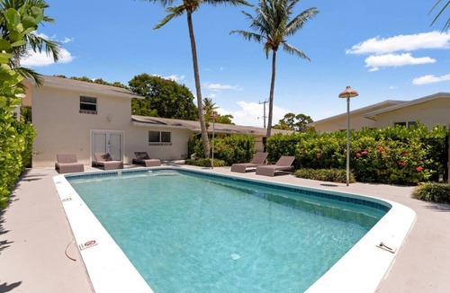 Croissant Park Apartment | #6 · Lovely 2 bedroom Apartment for a Family Getaway!