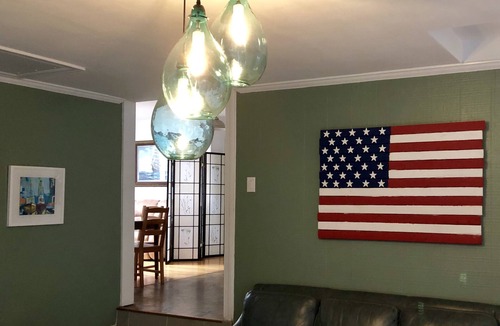 Northeast Virginia Beach Cottage | 60 Seconds 2 Beach (Duplex 2 of 2)