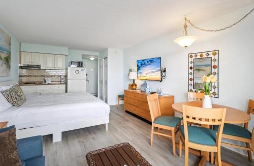 Wildwood Crest Apartment | 6201 Ocean Ave, Unit 214 - The Nassau Inn
