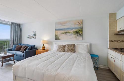 Wildwood Crest Apartment | 6201 Ocean Ave, Unit 214 - The Nassau Inn