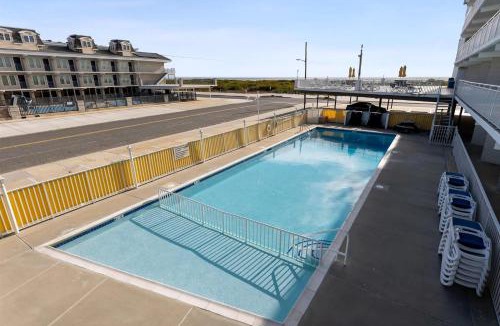 Wildwood Crest Apartment | 6201 Ocean Ave, Unit 310 - The Nassau Inn