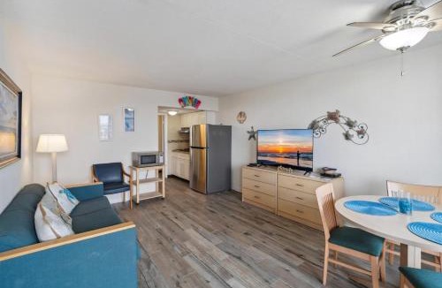 Wildwood Crest Apartment | 6201 Ocean Ave, Unit 508 - The Nassau Inn