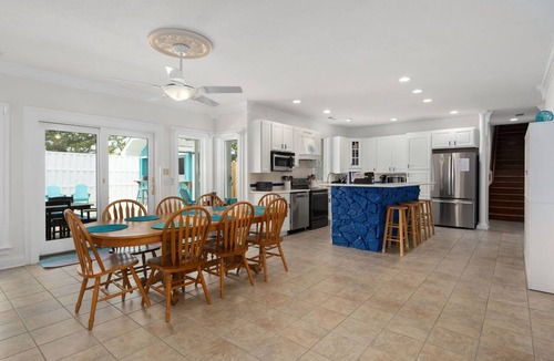Whalehead Beach House | 632 Private Pool, Hot Tub, Billiards, and More!