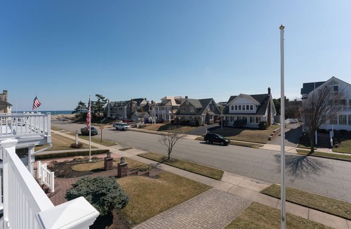Sea Girt House | 6BR Family Home | Steps to Beach & Boardwalk