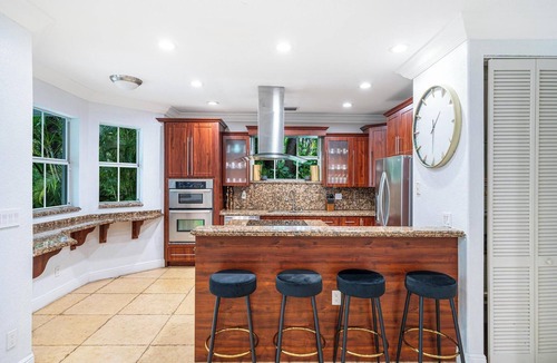 Miami Shores House | 6BR Lush Spacious Oasis Miami Shores, with Pool, BBQ & Billiards