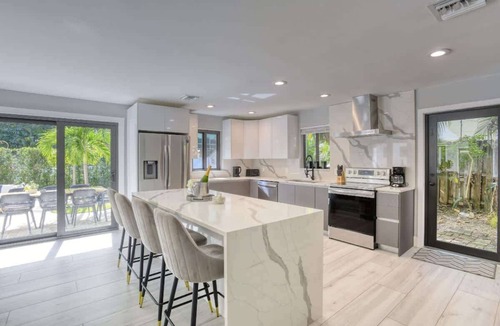 Barrier Island Villa | 6BR Luxury Villa: Walk to Beach & Events