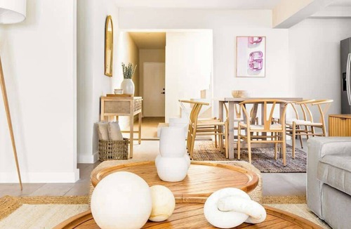 West Little Havana House | 6BR Villa w/Pool, King Beds & Top Amenities!