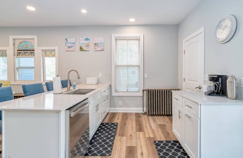 Cape May Court House House | 7 Bedroom, Pool, Volleyball, Beach, Restaurants, Bars