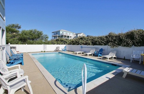 Ocean Hill House | 7BR Dog Friendly | Pool | Hot Tub | Fireplace