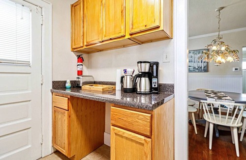Willoughby Spit Cottage | 900 A Seaside 2BR Duplex Steps to Bay w/Veranda