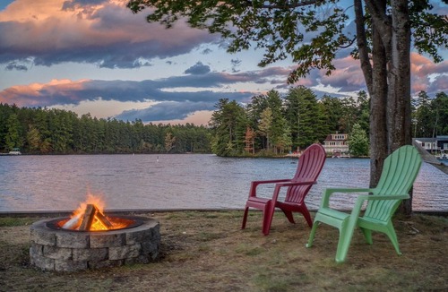 The Bays House | A four-season lakefront retreat on your own private peninsula