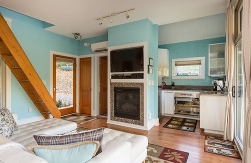 Front Royal Cabin | A Perfect Romantic Escape! Enjoy relaxing with private pond/waterfall/hot tub.