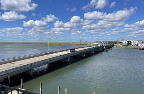 Stone Harbor Condo | A pristine condo on the bay that comes with beautiful sunsets.