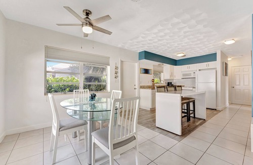 Dolphin Isles Apartment | A short walk to the beach