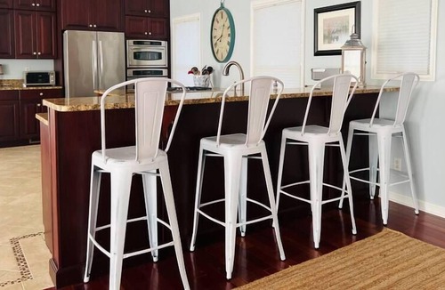 Tilghman House | A week in July just opened up! Steamed crabs on us!